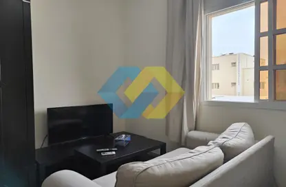 Apartment - Studio - 1 Bathroom for rent in Al Khafiji Street - Jeliah - Doha