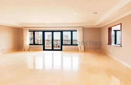 Apartment - 3 Bedrooms - 4 Bathrooms for sale in East Porto Drive - Porto Arabia - The Pearl Island - Doha