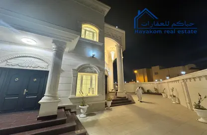 Villa - 6 Bedrooms - 5 Bathrooms for sale in Bu Hamour Street - Abu Hamour - Doha