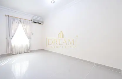 Apartment - 2 Bedrooms - 2 Bathrooms for rent in Old Airport Road - Old Airport Road - Doha