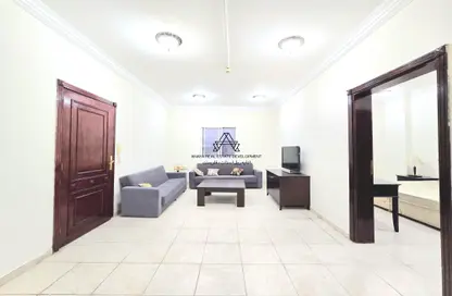 Apartment - 1 Bedroom - 1 Bathroom for rent in Old Salata - Salata - Doha