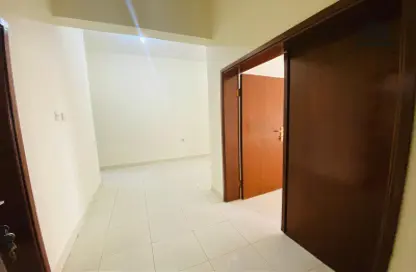 Apartment - 3 Bedrooms - 2 Bathrooms for rent in Anas Street - Fereej Bin Mahmoud North - Fereej Bin Mahmoud - Doha