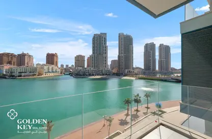 Apartment - 1 Bedroom - 2 Bathrooms for rent in Gewan Island - The Pearl Island - Doha