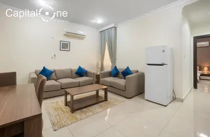 Apartment - 1 Bedroom - 2 Bathrooms for rent in Salaja Street - Doha Al Jadeed - Doha