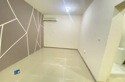 Apartment - 1 Bedroom - 1 Bathroom for rent in Al Nuaija Street - Al Nuaija - Doha