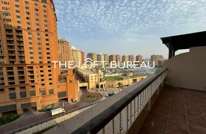 Apartment - 2 Bedrooms - 3 Bathrooms for sale in West Porto Drive - Porto Arabia - The Pearl Island - Doha