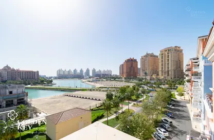 Apartment - 3 Bedrooms - 3 Bathrooms for rent in Gondola - Qanat Quartier - The Pearl Island - Doha