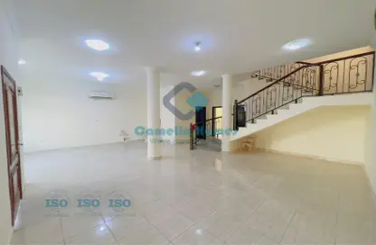 Villa - 5 Bedrooms - 3 Bathrooms for rent in Ammar Bin Yasser Street - Al Aziziyah - Doha