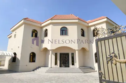 Villa - 7 Bedrooms - 6 Bathrooms for rent in Al Dafna - Al Dafna - Doha