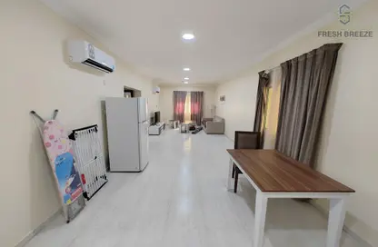 Apartment - 1 Bedroom - 1 Bathroom for rent in Umm Ghuwalina - Umm Ghuwailina - Doha