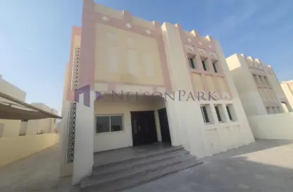 Villa - 5 Bedrooms - 6 Bathrooms for rent in Izghawa - Izghawa - Doha