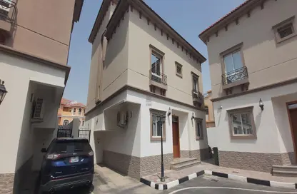 Villa - 5 Bedrooms - 4 Bathrooms for rent in Abu Hamour - Doha