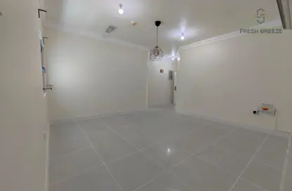 Apartment - 2 Bedrooms - 2 Bathrooms for rent in Al Sadd Road - Al Sadd - Doha