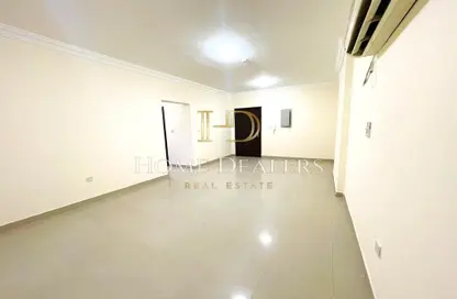 Apartment - 2 Bedrooms - 2 Bathrooms for rent in Al Sadd - Al Sadd - Doha