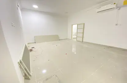 Apartment - Studio - 1 Bathroom for rent in Muaither Area - Al Rayyan - Doha