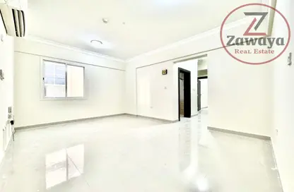 Apartment - 2 Bedrooms - 2 Bathrooms for rent in Abu Talha Street - Fereej Bin Omran - Doha