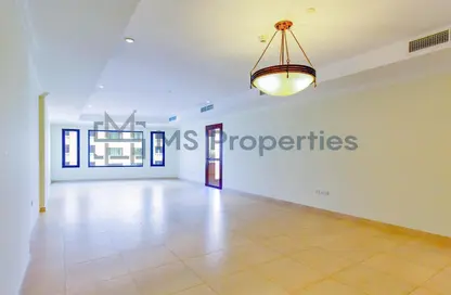 Apartment - 1 Bedroom - 2 Bathrooms for rent in West Porto Drive - Porto Arabia - The Pearl Island - Doha