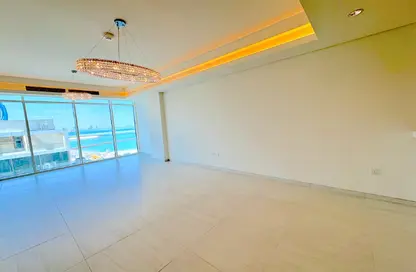 Apartment - 1 Bedroom - 2 Bathrooms for sale in Gewan Island - The Pearl Island - Doha