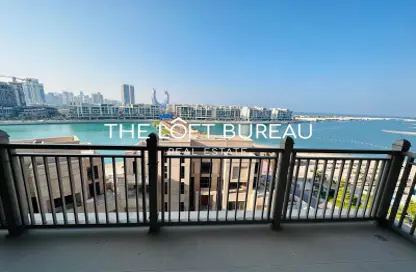 Apartment - 2 Bedrooms - 3 Bathrooms for rent in Abraj Bay - Abraj Quartiers - The Pearl Island - Doha