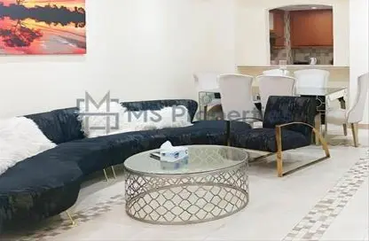 Apartment - 1 Bedroom - 2 Bathrooms for rent in West Porto Drive - Porto Arabia - The Pearl Island - Doha