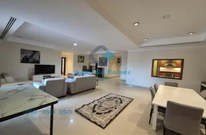 Apartment - 2 Bedrooms - 3 Bathrooms for rent in East Porto Drive - Porto Arabia - The Pearl Island - Doha