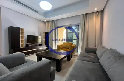 شقة - 2 غرف نوم - 3 حمامات للايجار في شارع الجزيره - فريج بن محمود الشمالي - فريج بن محمود - الدوحة