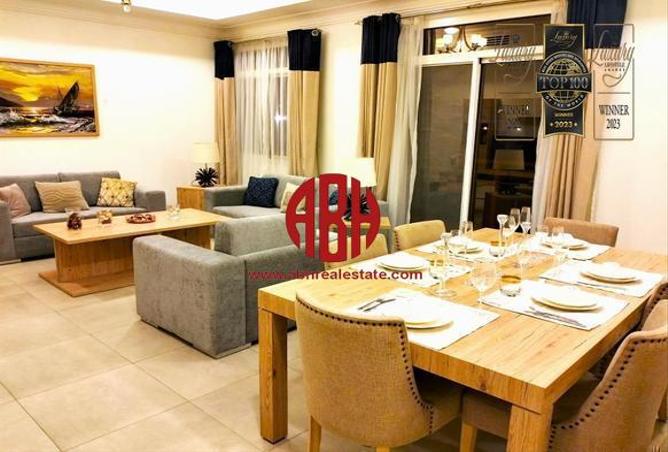 Compound - 2 Bedrooms - 3 Bathrooms for rent in Al Dana st - Muraikh - AlMuraikh - Doha