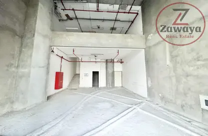 Shop - Studio - 3 Bathrooms for rent in Fox Hills A13 - Fox Hills - Lusail