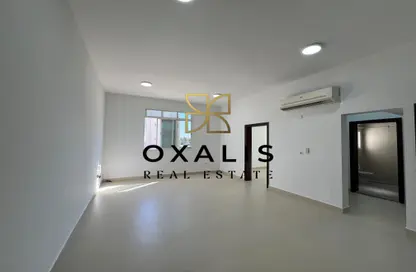 Apartment - 2 Bedrooms - 1 Bathroom for rent in Bu Hamour Street - Abu Hamour - Doha