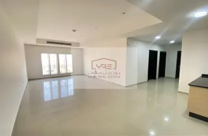 Apartment - 2 Bedrooms - 2 Bathrooms for rent in Al Nasr Street - Al Nasr - Doha