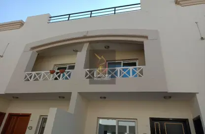 Compound - 5 Bedrooms - 5 Bathrooms for rent in Umm Al Seneem Street - Ain Khaled - Doha