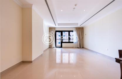 Apartment - 1 Bedroom - 2 Bathrooms for sale in East Porto Drive - Porto Arabia - The Pearl Island - Doha