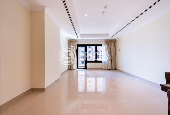 Apartment - 1 Bedroom - 2 Bathrooms for rent in East Porto Drive - Porto Arabia - The Pearl Island - Doha