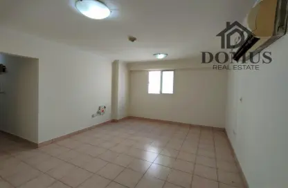 Apartment - 3 Bedrooms - 2 Bathrooms for rent in Al Zubair Bakkar Street - Al Sadd - Doha