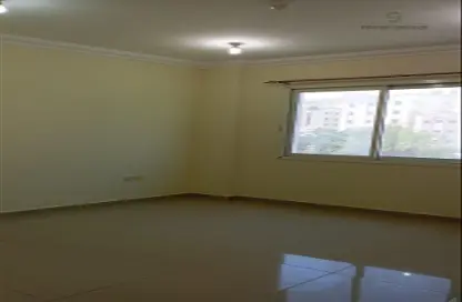 Apartment - 1 Bedroom - 1 Bathroom for rent in Umm Ghuwailina 4 - Umm Ghuwailina - Doha