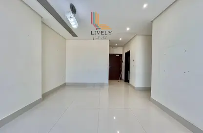 Apartment - 2 Bedrooms - 2 Bathrooms for rent in Marina Residences 195 - Marina District - Lusail