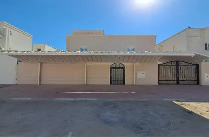 Villa - 7 Bedrooms for rent in Umm Qarn - Al Daayen