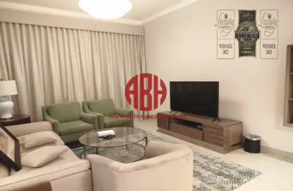 Apartment - 2 Bedrooms - 2 Bathrooms for rent in Viva East - Viva Bahriyah - The Pearl Island - Doha