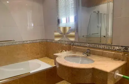 Villa - 4 Bedrooms - 4 Bathrooms for rent in Al Mana Hills Compound - Aspire Zone - Al Waab - Doha