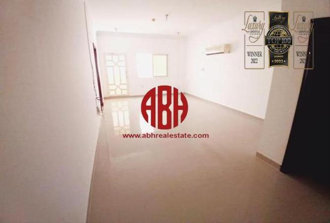 Apartment - 2 Bedrooms - 2 Bathrooms for rent in Tariq Street - Fereej Bin Omran - Doha