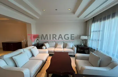 Townhouse - 1 Bedroom - 2 Bathrooms for rent in Tower 6 - Porto Arabia - The Pearl Island - Doha