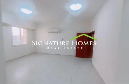 Apartment - 3 Bedrooms - 2 Bathrooms for rent in Al Hashmi Building - Al Muntazah Street - Al Muntazah - Doha