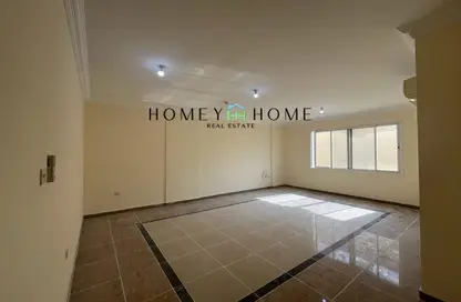 Apartment - 2 Bedrooms - 2 Bathrooms for rent in Al Sadd - Al Sadd - Doha