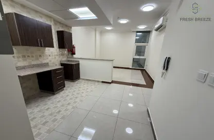 Apartment - 1 Bedroom - 1 Bathroom for rent in Al Mansoura - Al Mansoura - Doha