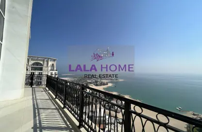 Penthouse - 3 Bedrooms - 3 Bathrooms for rent in Floresta Gardens - Floresta Gardens - The Pearl Island - Doha