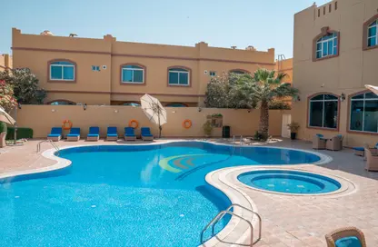 Compound - 4 Bedrooms - 4 Bathrooms for rent in Bu Hamour Street - Abu Hamour - Doha