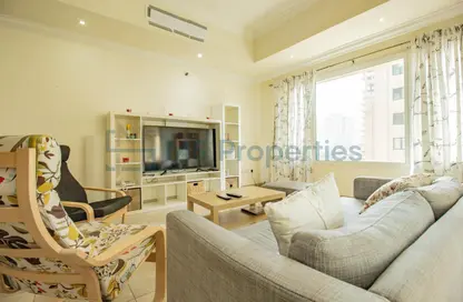 Apartment - 2 Bedrooms - 3 Bathrooms for rent in West Porto Drive - Porto Arabia - The Pearl Island - Doha