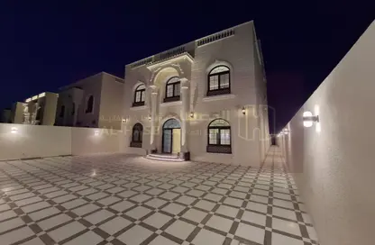 Villa - 7 Bedrooms for rent in Al Nuaija Street - Al Nuaija - Doha