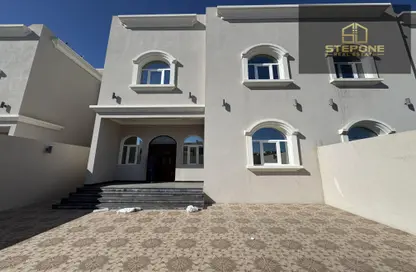 Villa - 6 Bedrooms - 6 Bathrooms for rent in Souk Al gharaffa - Al Gharrafa - Doha