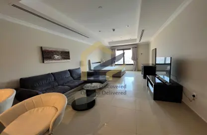 Apartment - 1 Bathroom for rent in One Porto Arabia - Porto Arabia - The Pearl Island - Doha